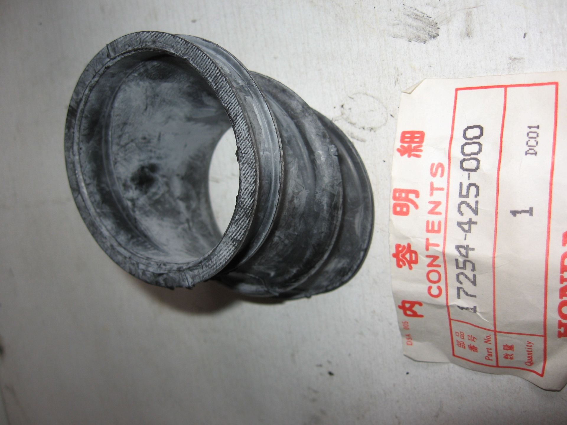 Inlaatrubber , filter/carburateur	Cb750 1979-83	oem		17254-425-000