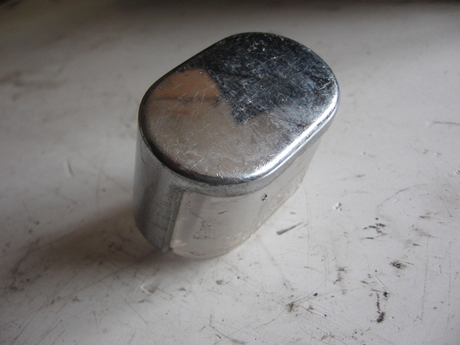 glas kentekenplaatverlichting /krasjes   glas 1985-2000 cover t/m1987/ cmx250c 1985		33722-mb1-003 + 33727-mb1-003
