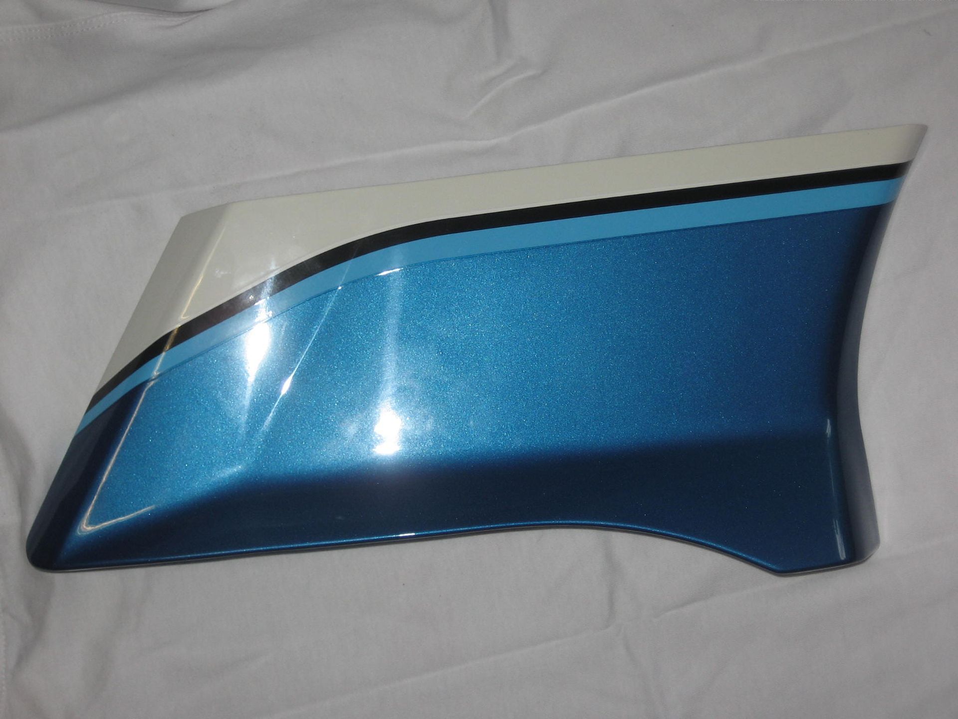 zijkap topkuip -- GSX 550 ES/EF 1983-86 / GS 550 ES/EF 1983-86 (USA)	nos			94430-43400-88D