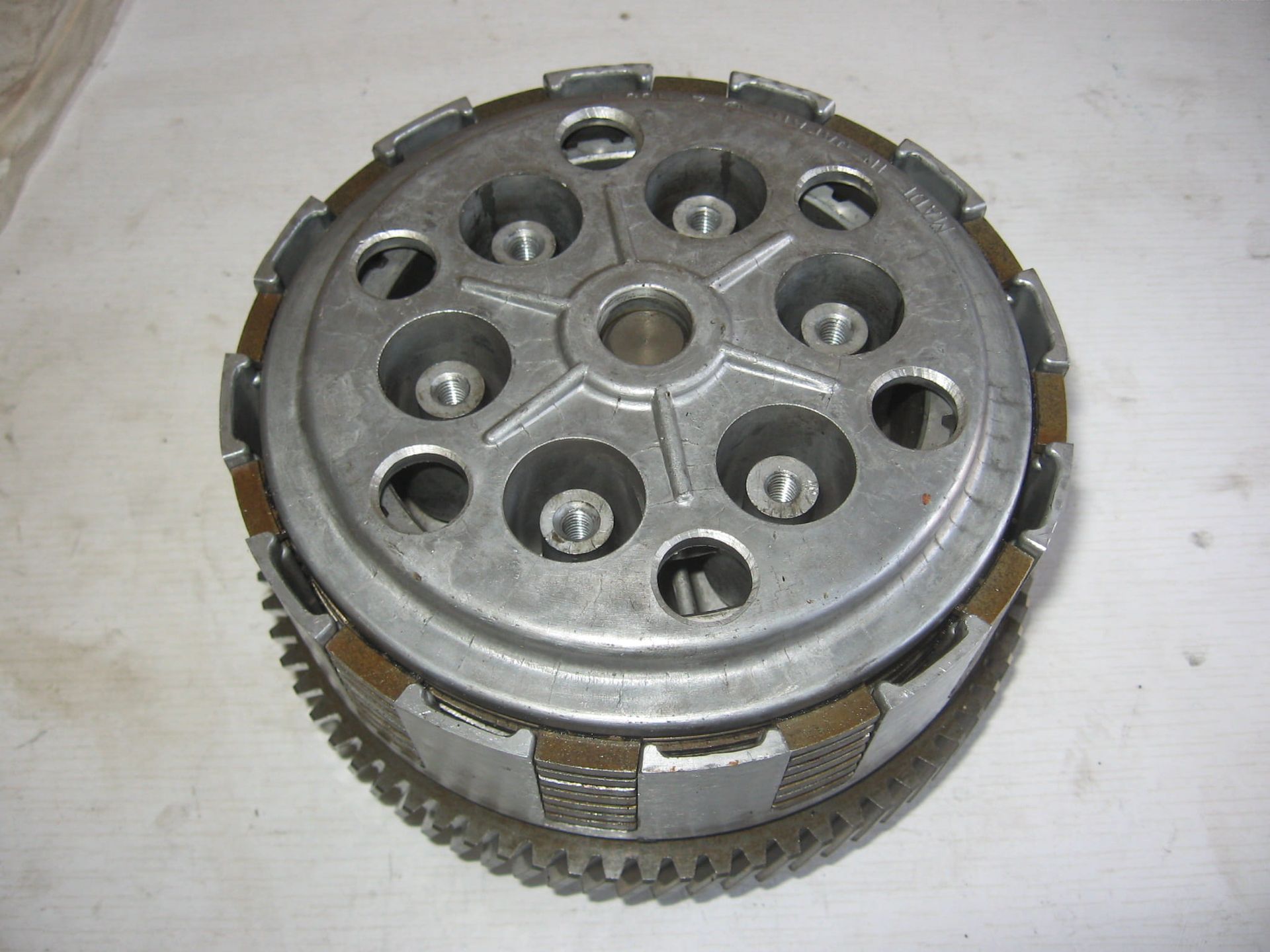 koppelingshuis	gsx400e	21200-44100 + 21411-44100 +21462-16501	21200-44101 + 21411-44101 + 21462-14301