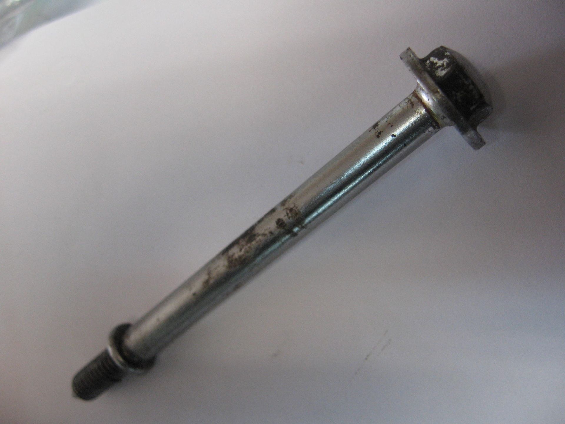 bout klepdeksel  m6x63,2 -- gl1000 gl1100		90018-679-000	90018-371-000