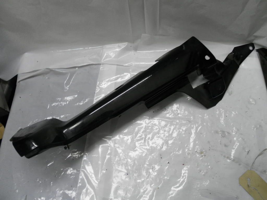 kuipdeel  achterkant links	r1100rt r850rt	52532351947	52532313703