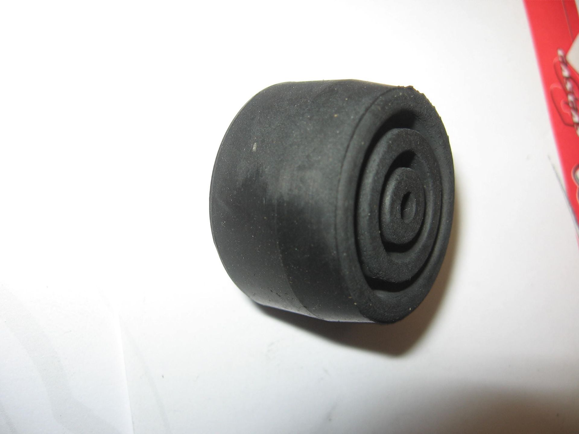 rubber dop onderaan zadel // fj fz				1t4-24741-00