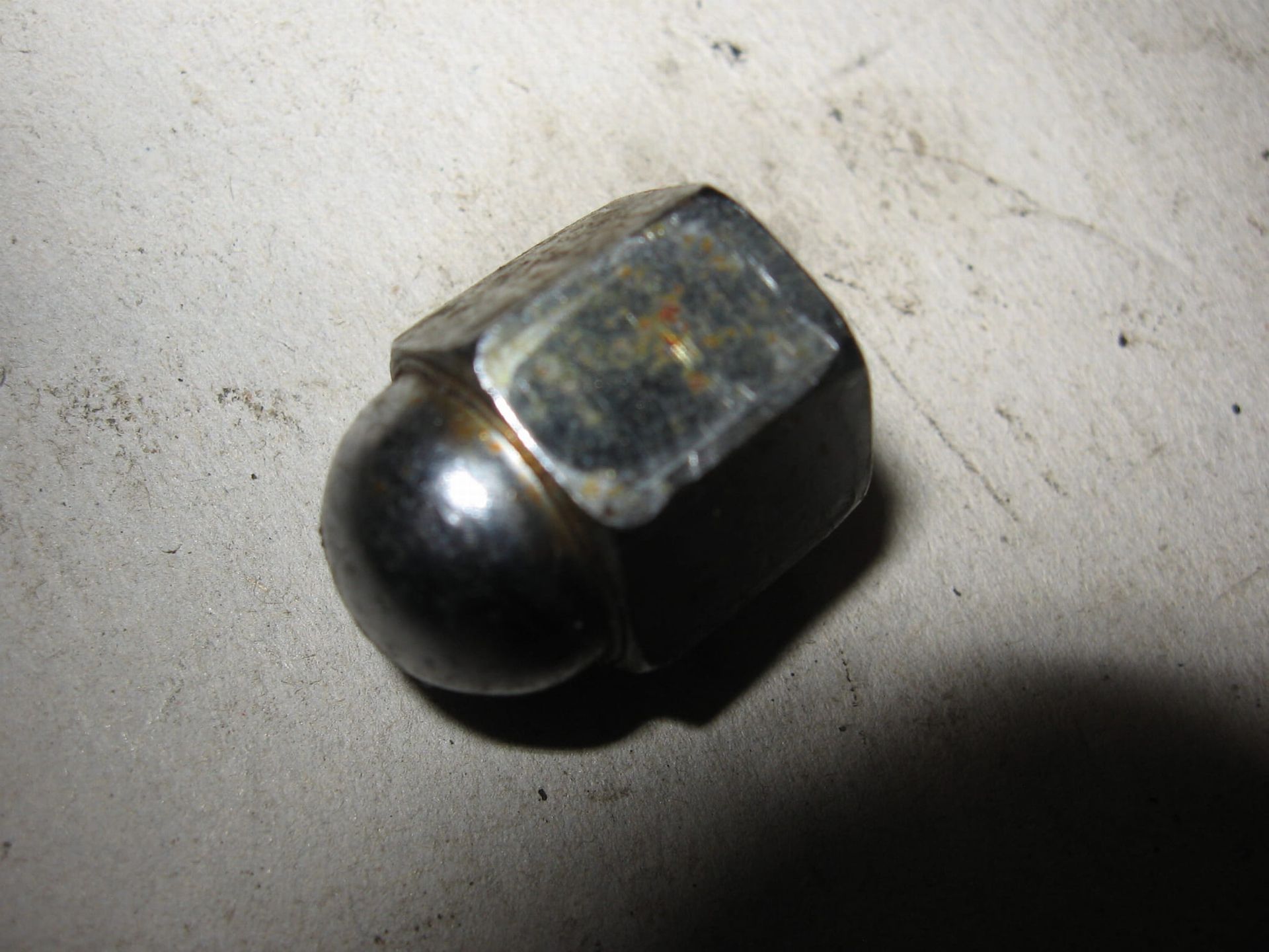 lange 17mm, dopmoer achterveer bevestiging m10x1,25	Vt700c 84	90309-315-000