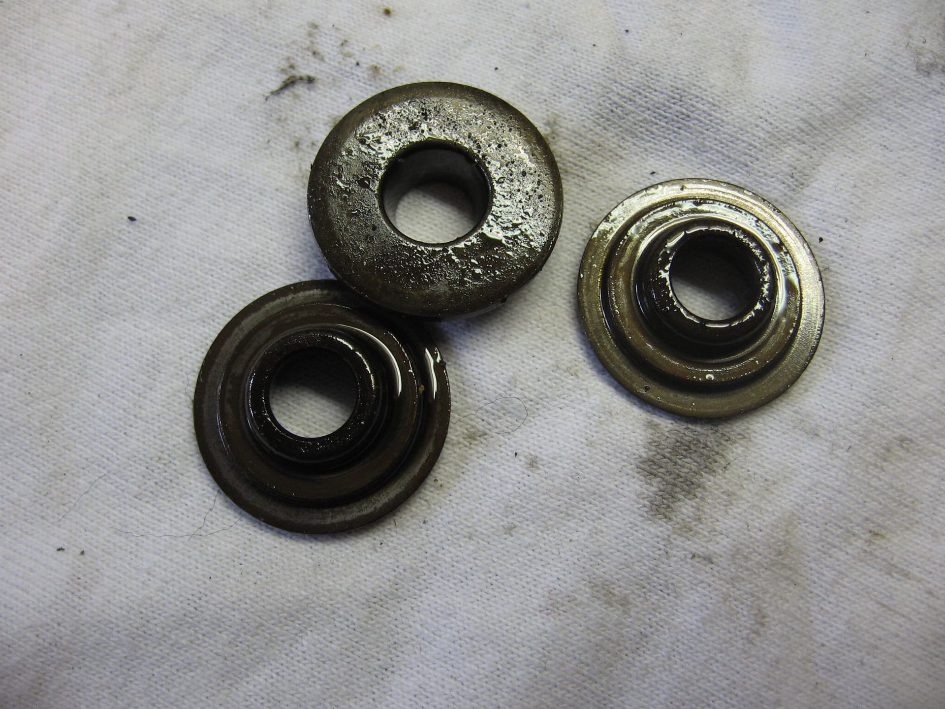 3x houder klepveer	Cb750  79-82	14771-329-000