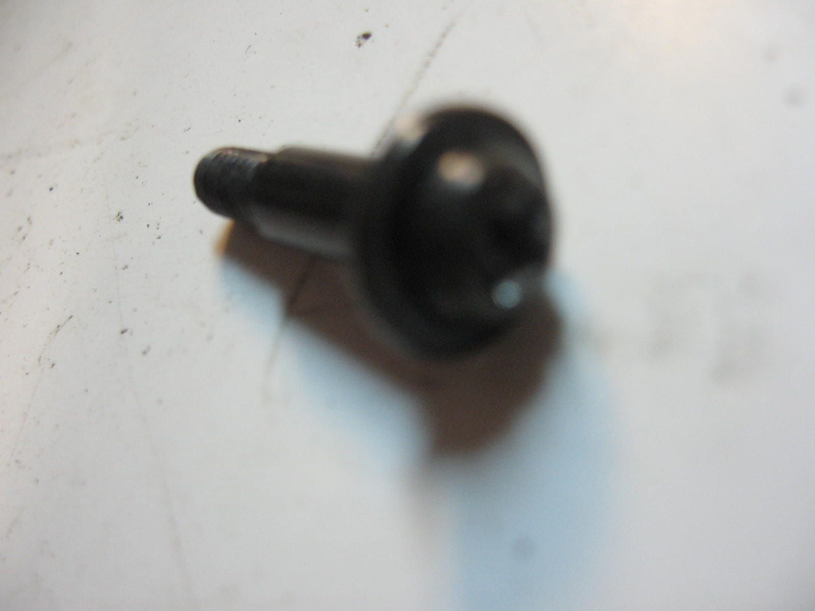 4x flensbout met lange borst m4x19 , bout luchtfilterhuis	Vtr250 89-90 , vfr700 vfr750 1986-93	90141-ml7-000