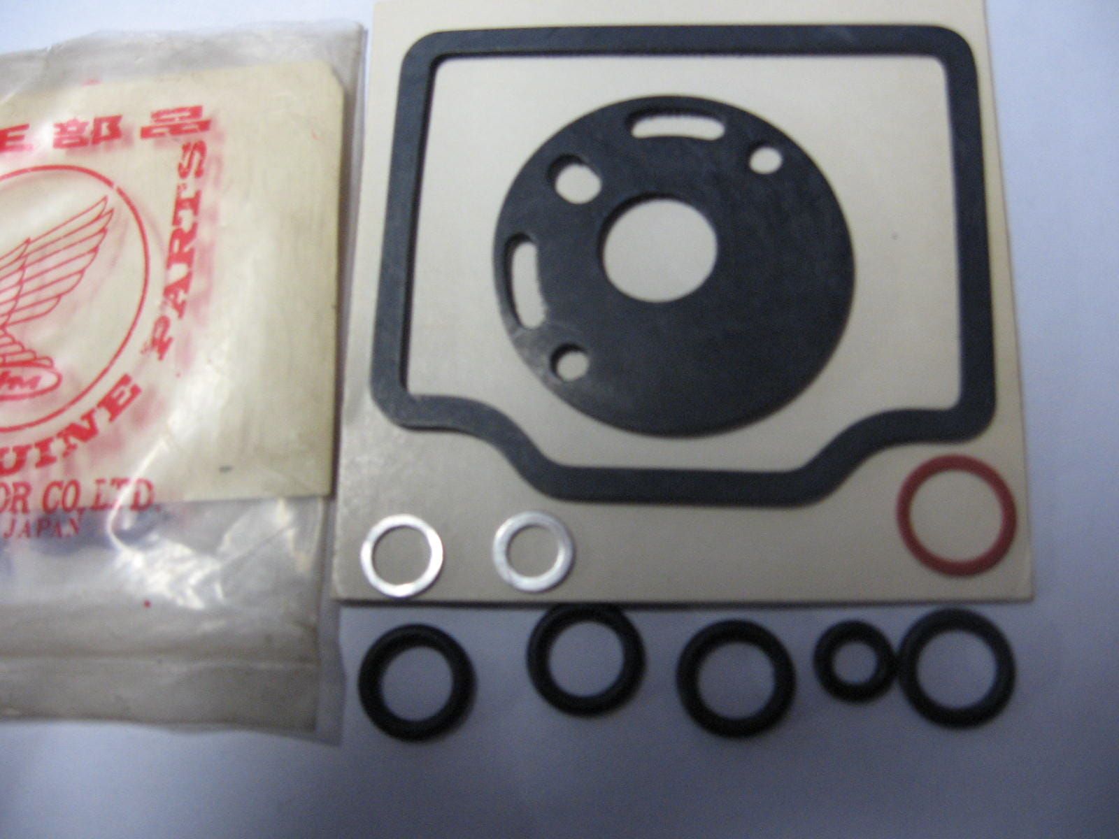 Pakkingset carburateur ,- cb750 ko,k1-5, 76, cb750f 75-76	nos  	oem		16010-300-014