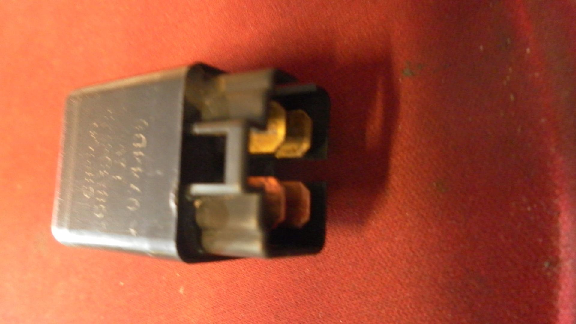 4 polig relais gsx600f ( aan accubak)		38740-24X50 	, omron