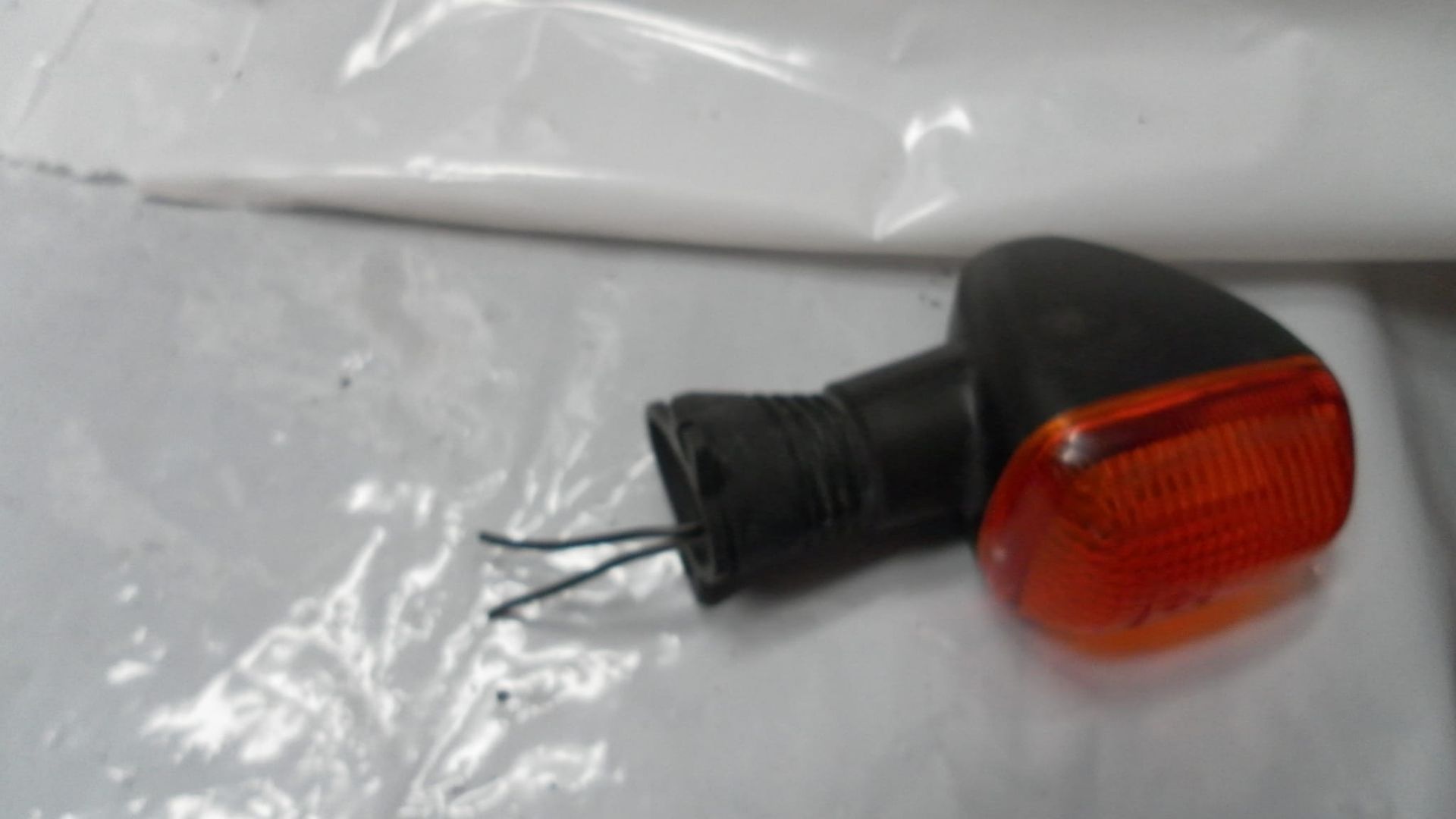 knipperlicht linksvoor , zonder stekker	Tl1000s 1997-01 , tl1000r 98-03	35602-33e00	35602-33e30	k321	1	gebruiksporen
