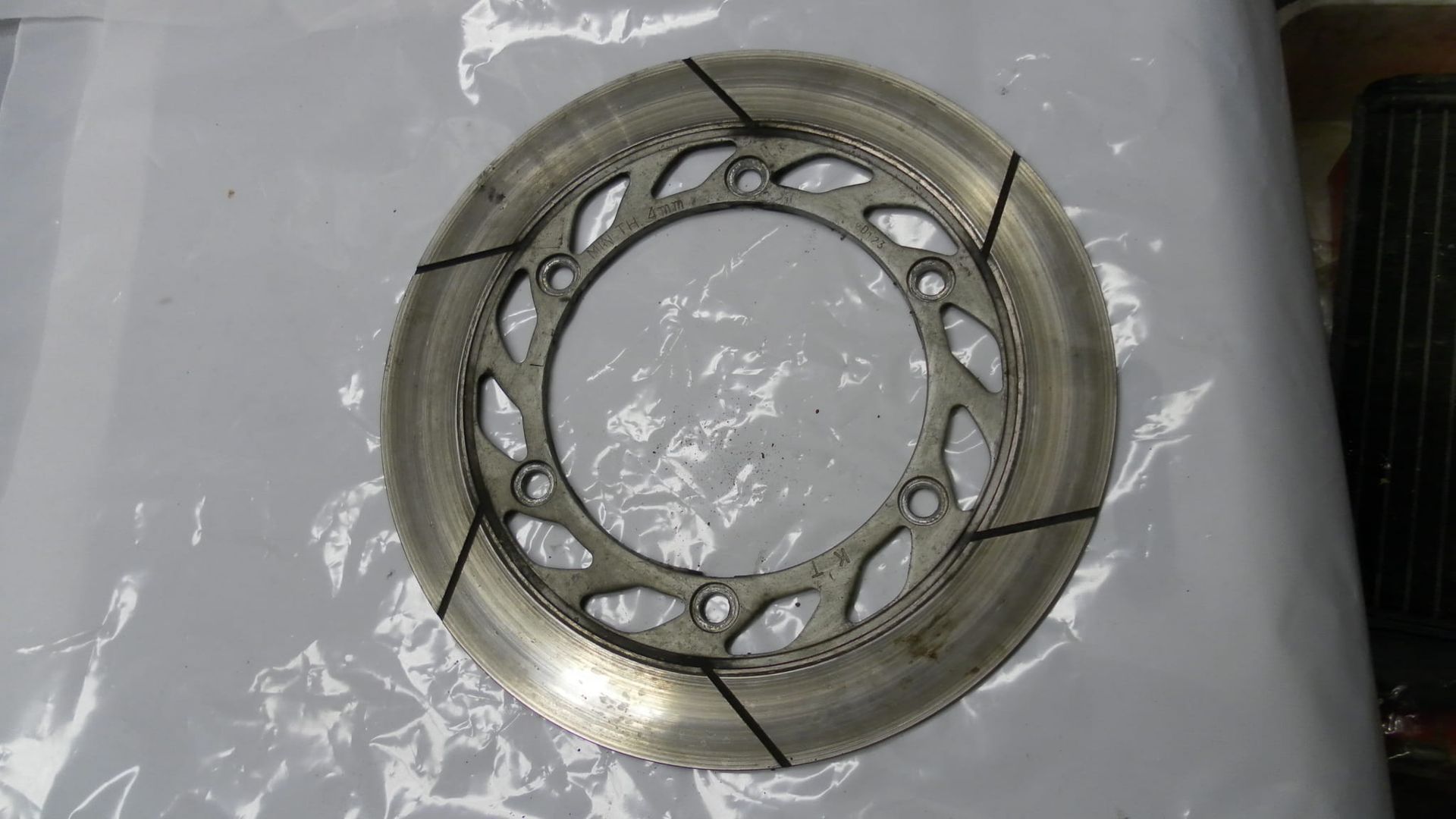 voorremschijf 	Vf750s 82  	45351-MB0-000	45251-mb0-000	,	4,8mm