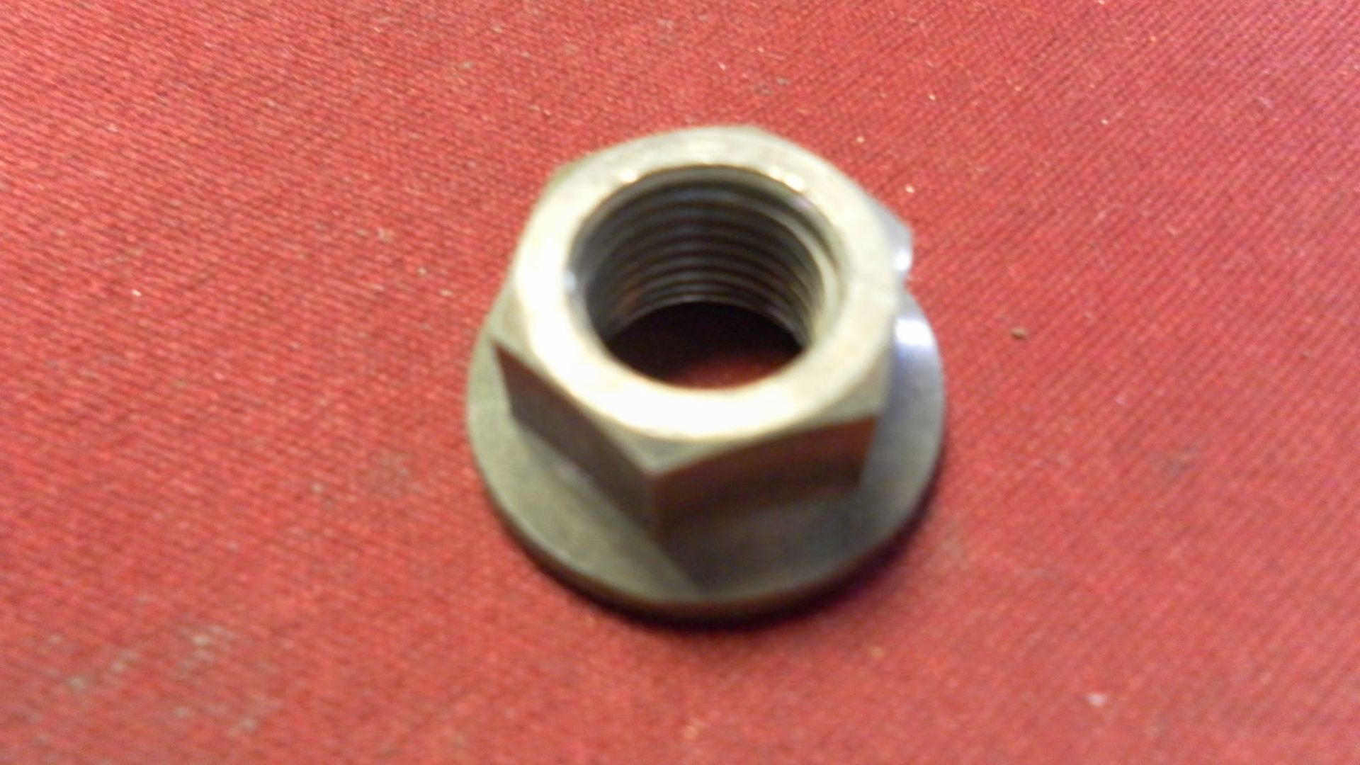 flensmoer knipperlicht m12x1,25		95706-12500 	90179-12588 , 90179-12657