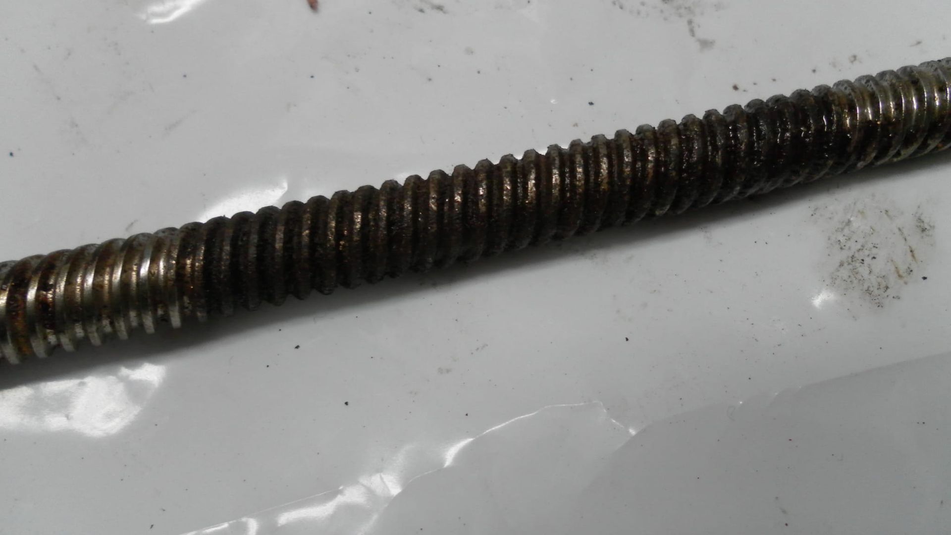 blokbout M10x345 onder achteraan	Vf750s 1982 vf700 vf750	90104-MB0-000 		,roest plekken