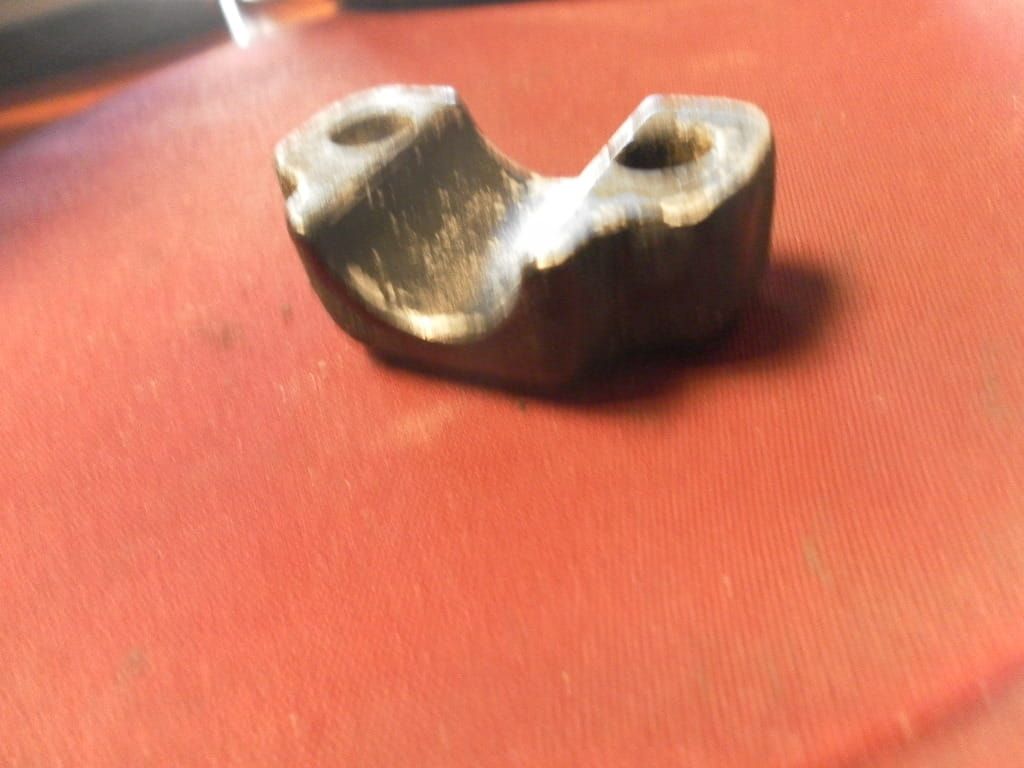 voorwielas houder , klem voorwielas	gsx750es/ef	51132-44040-15t (2)