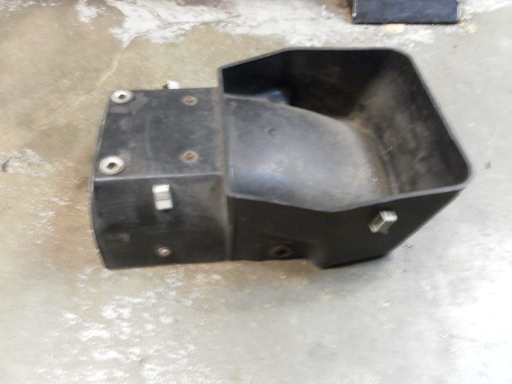 rear fender A , deel achtspatbord met bakje 	Cb750f 75-78 sohc	80100-392