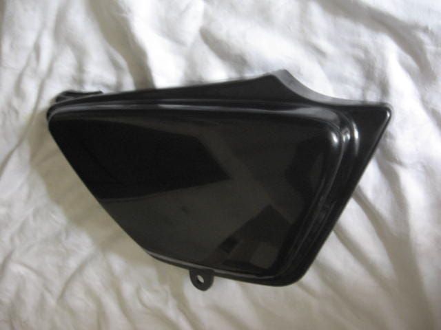 zijkap frame rechts -- gt80l 1981-83 /zr50sla 86 /zr50slk 1999/ zr50 slp 1999	NOS	oem		47111-26410-000