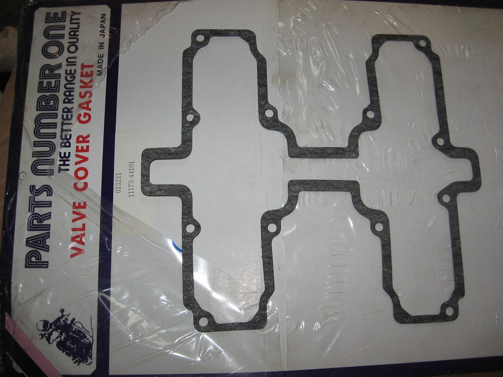 kleppendekselpakking gs450s gs450t 1980-82	nos	pno		11173-44101	11173-44102 , -H17
