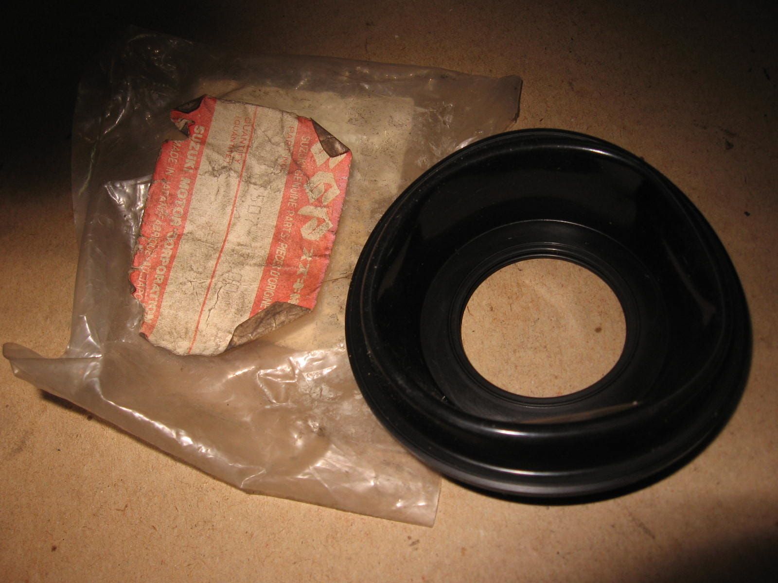 membraam  gasschuif – veel modellen	, gsx600f gs500 vl1500	oem		13507-17c00	13507-17c01