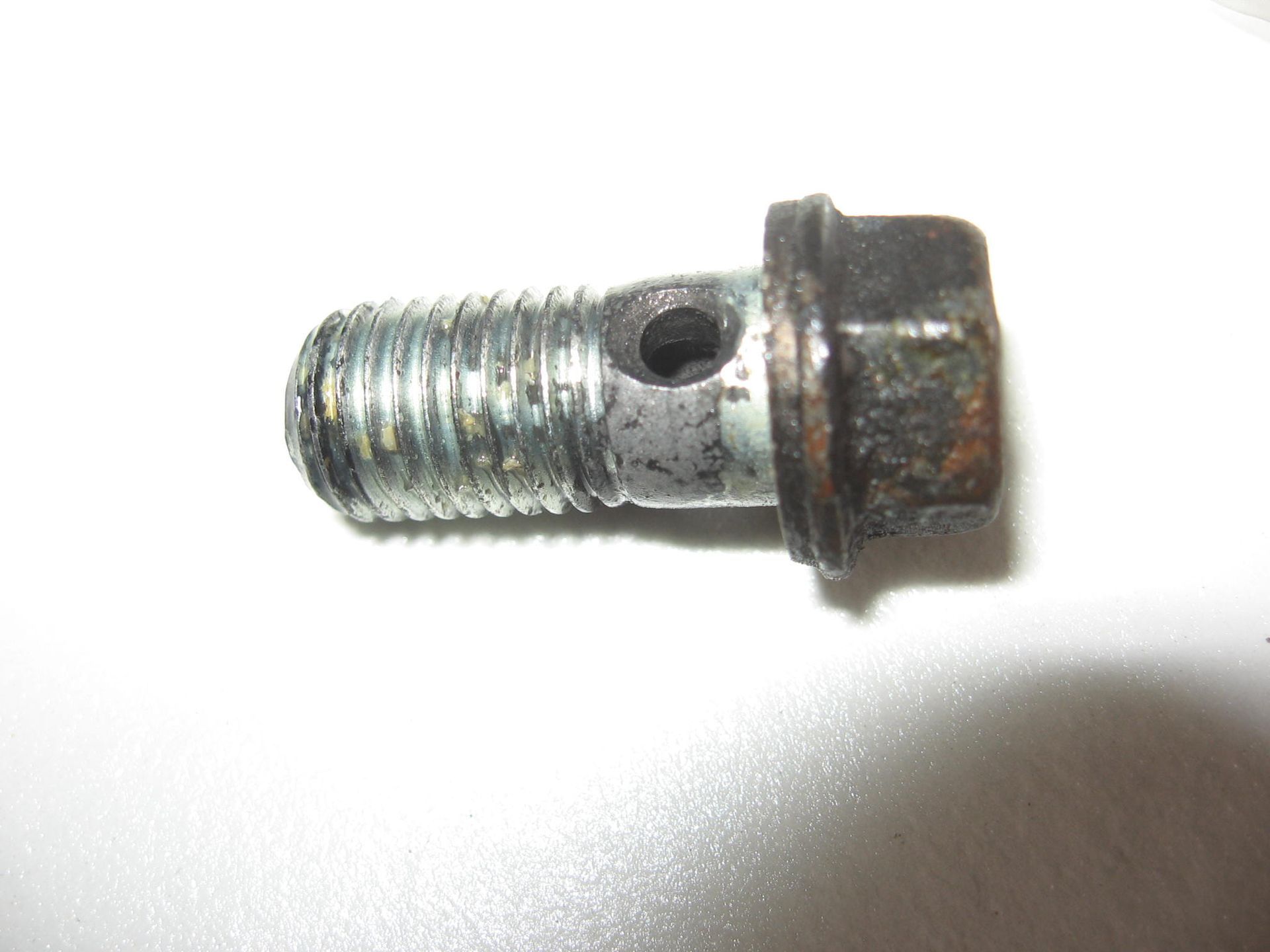 banjobout rem // vf750s 		90145-300-010	90145-300-000 , 90145-961-000 , 90145-ma6-000 ,