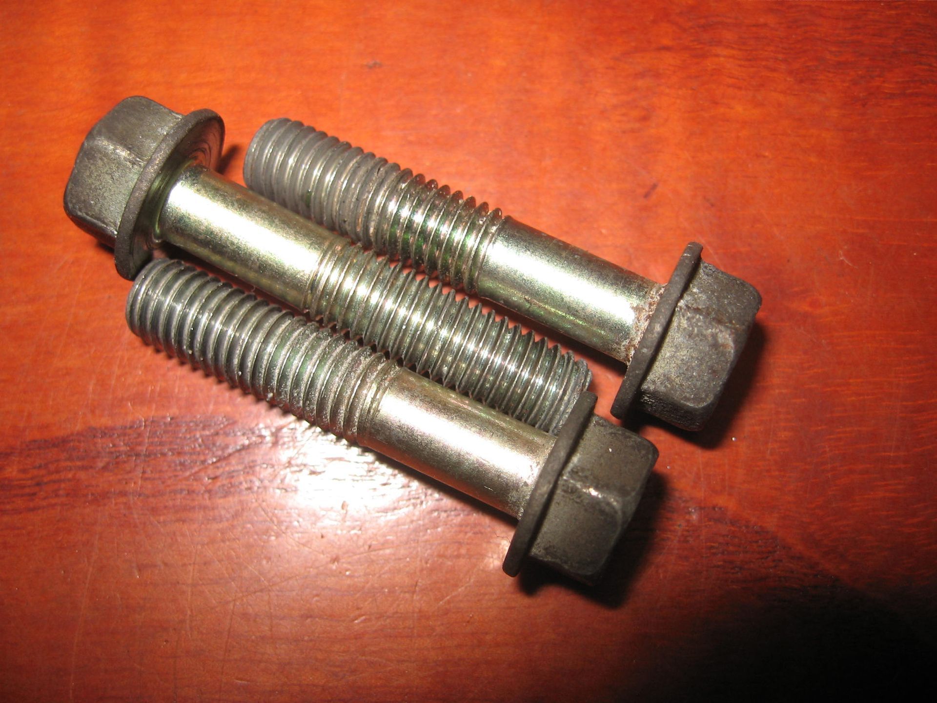 3x flensbout m8x38		95701-08038-08