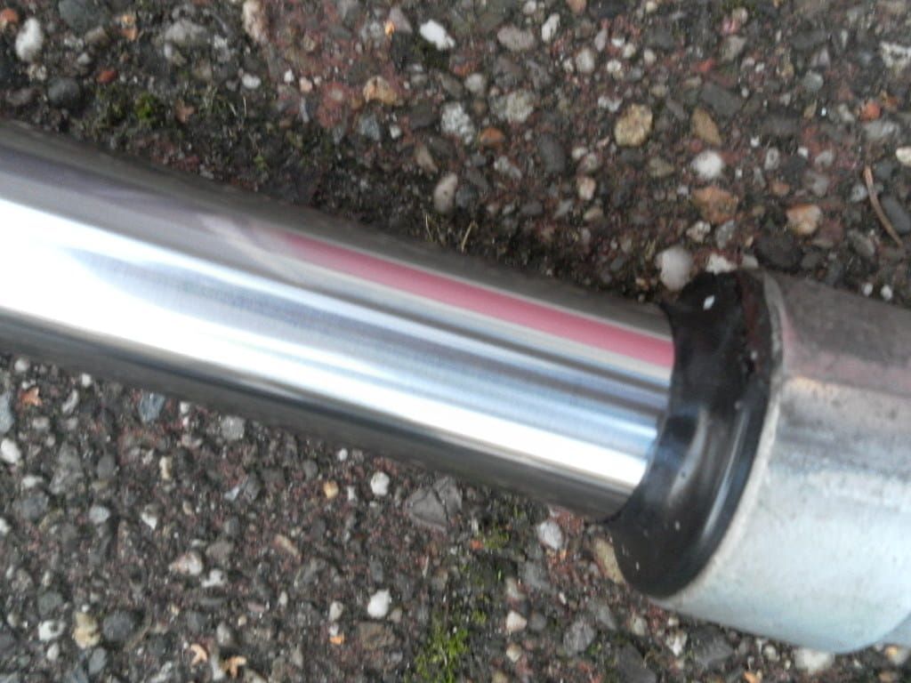 voorpoot rechts , pekelschade onderpoot bovenkant binnenpoot roestspikkels . Schuifstuk goed , boutgaatje onderkant uit midden geboord , 31422330558	31422311982