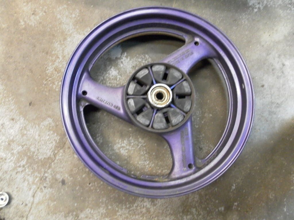 achterwiel paars  3,50x17	gsx600f gsx750f 1988-96	64111-34C00