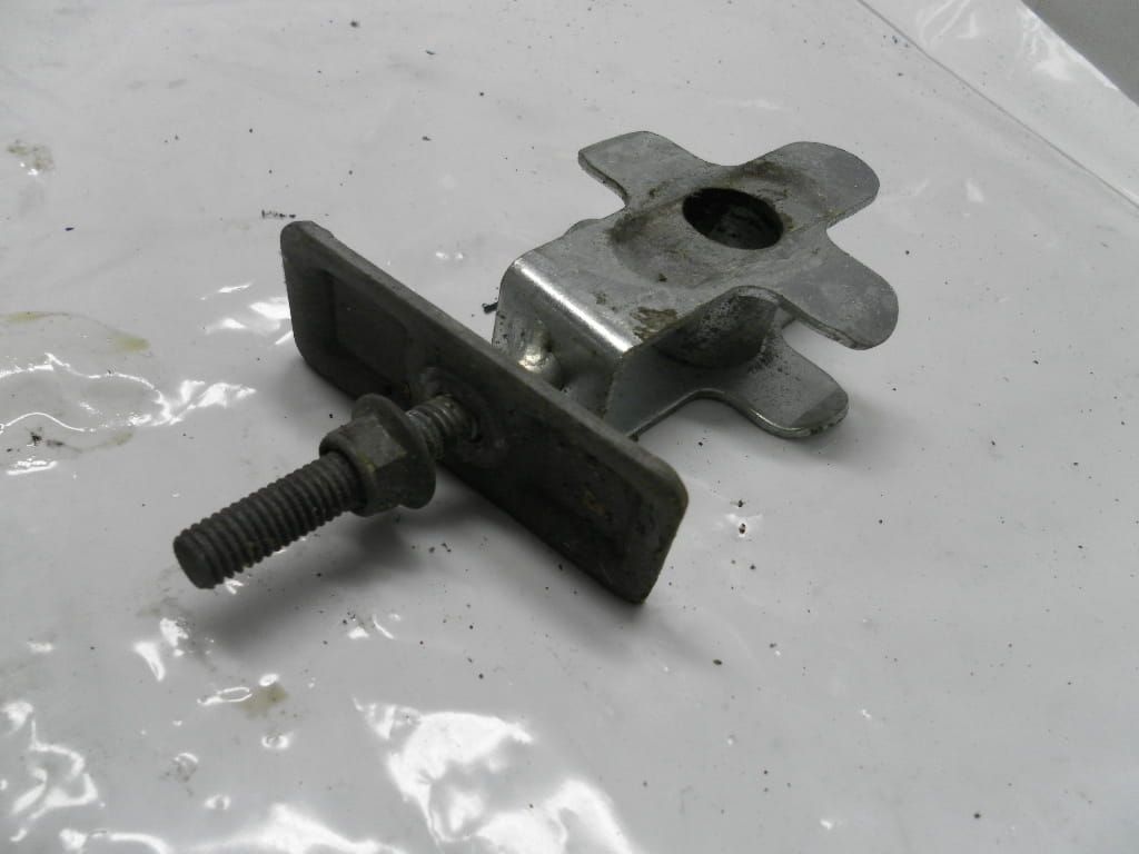 Kettingspanner  1 kant	gsx600f gsx750f 1988-2006	61410-20C02 	61421-20C01 /61421-20c00