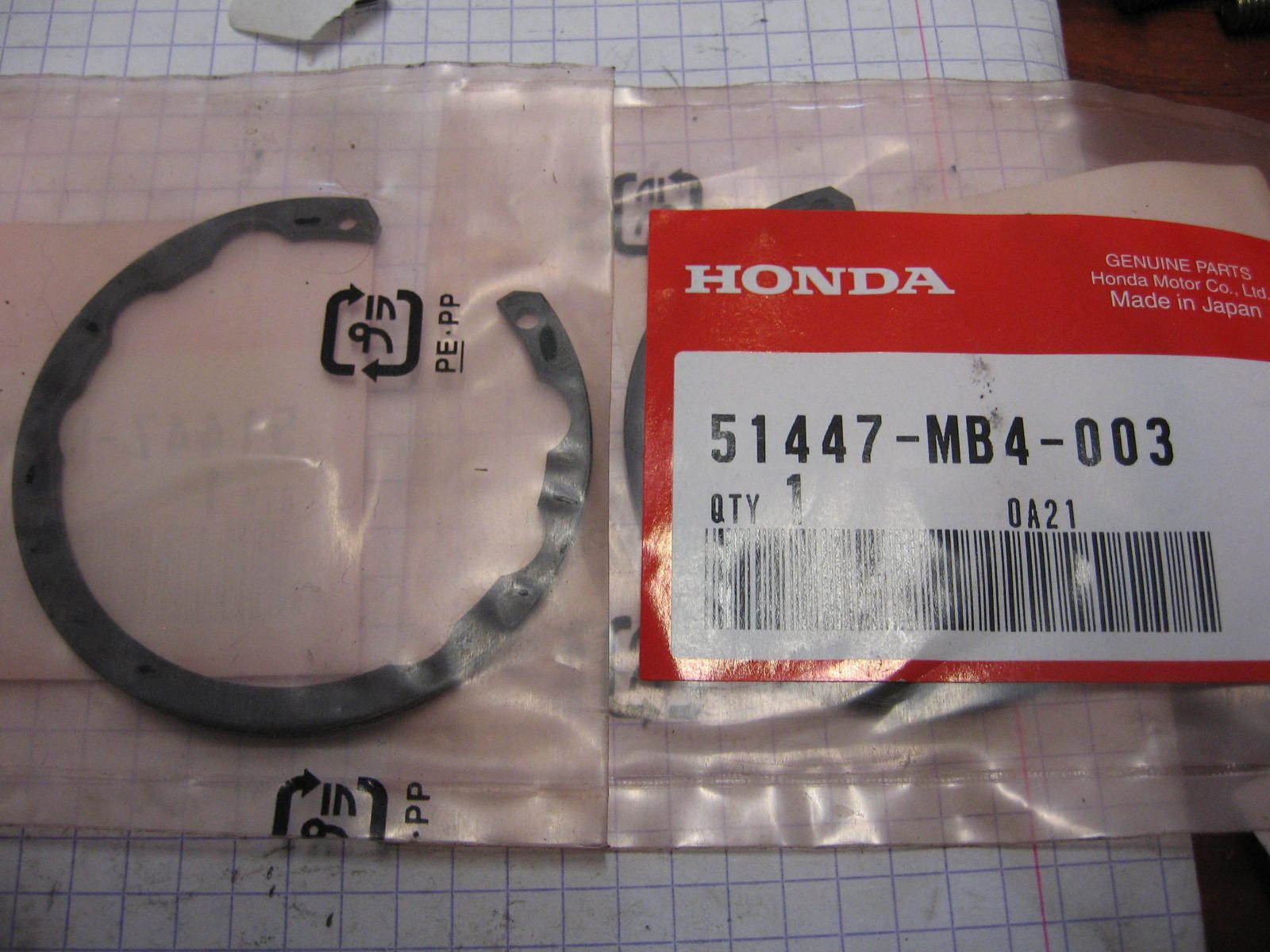 circlip voorpoot (58mm x2mm) – gl1200 st1100 96-		oem		51447-mb4-003