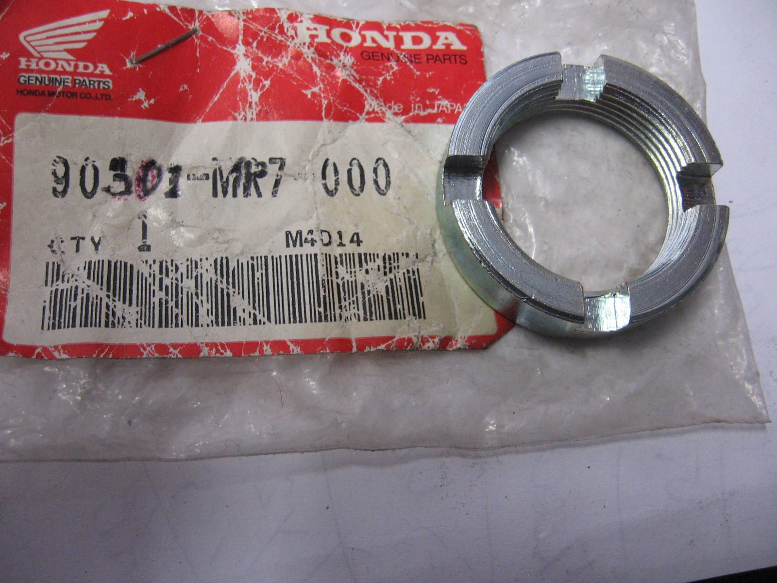 borgmoer stelbout achterbrug m30x1,5 – vfr750r 90 rvf750 94		oem		90301-mr7-000