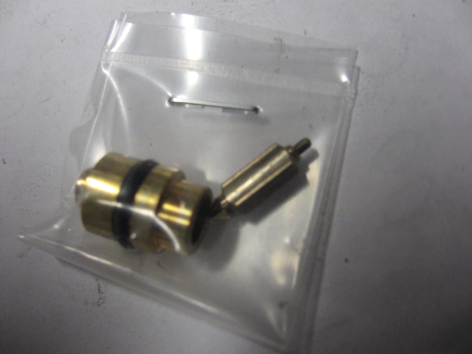 vlotternaald met huis ,	cb400f	cb350f keyster		16011-329-004