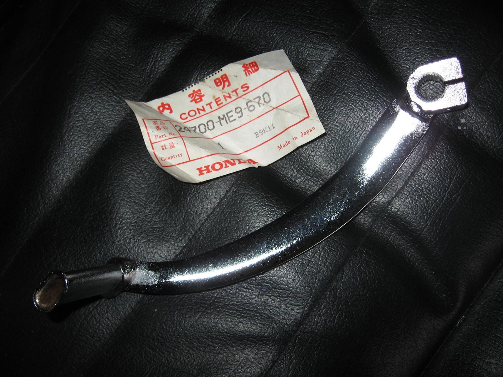 schakelpedaal- vt750c 1983-84 , vt700c 1984	nmlb	oem		24700-ME9-670