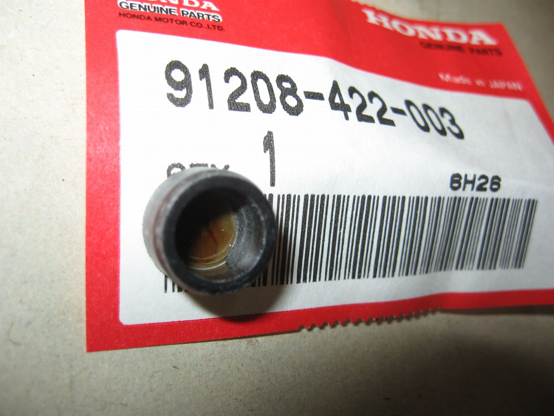 dopje rubber/metaal , nokkenasketting 	cb750 cb900 DOHC	oem		91208-422-003