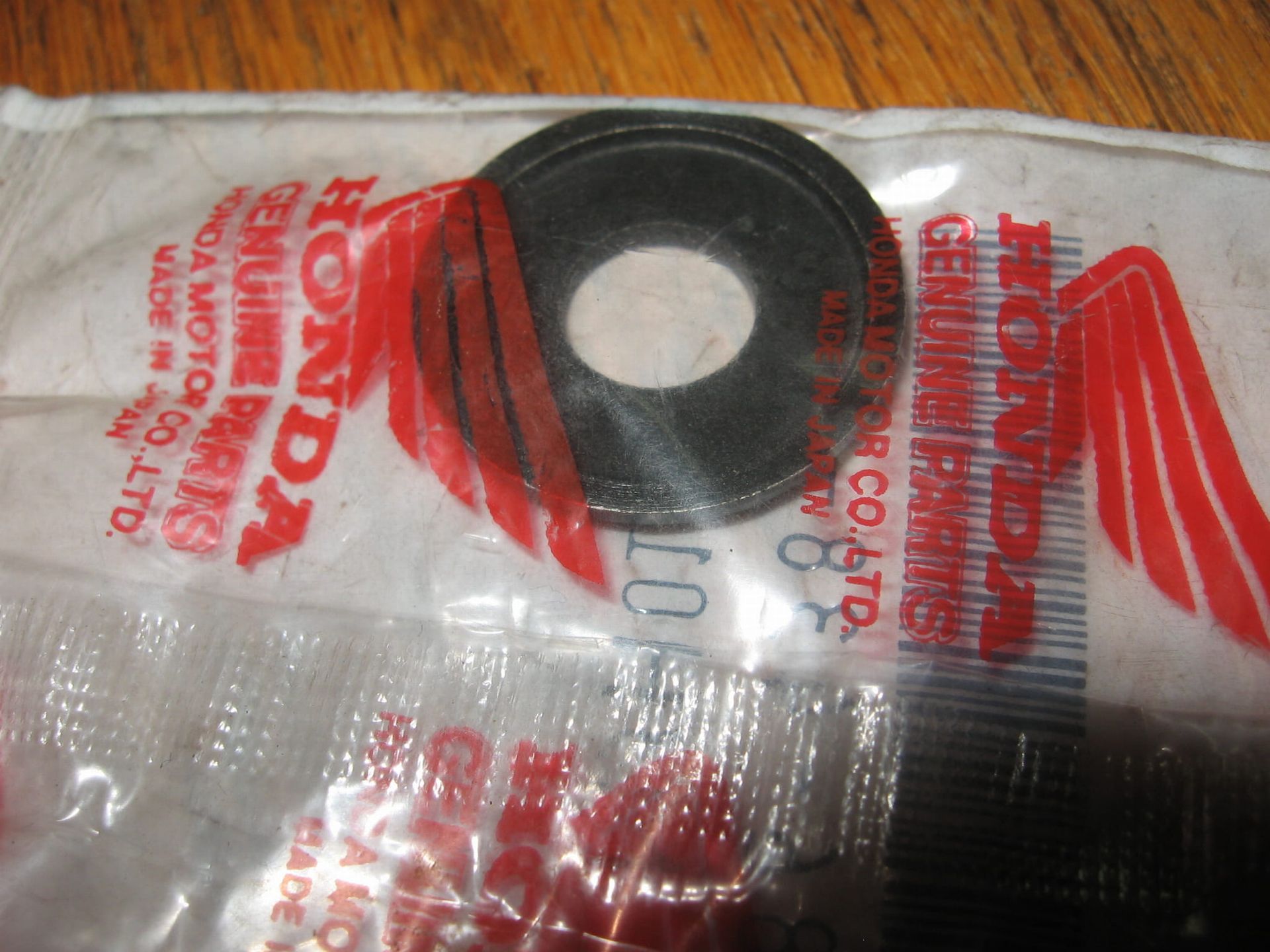 pivot rod washer , cb900f 81-82 , cb1100f 1983	nmlb	oem	50186-438-000