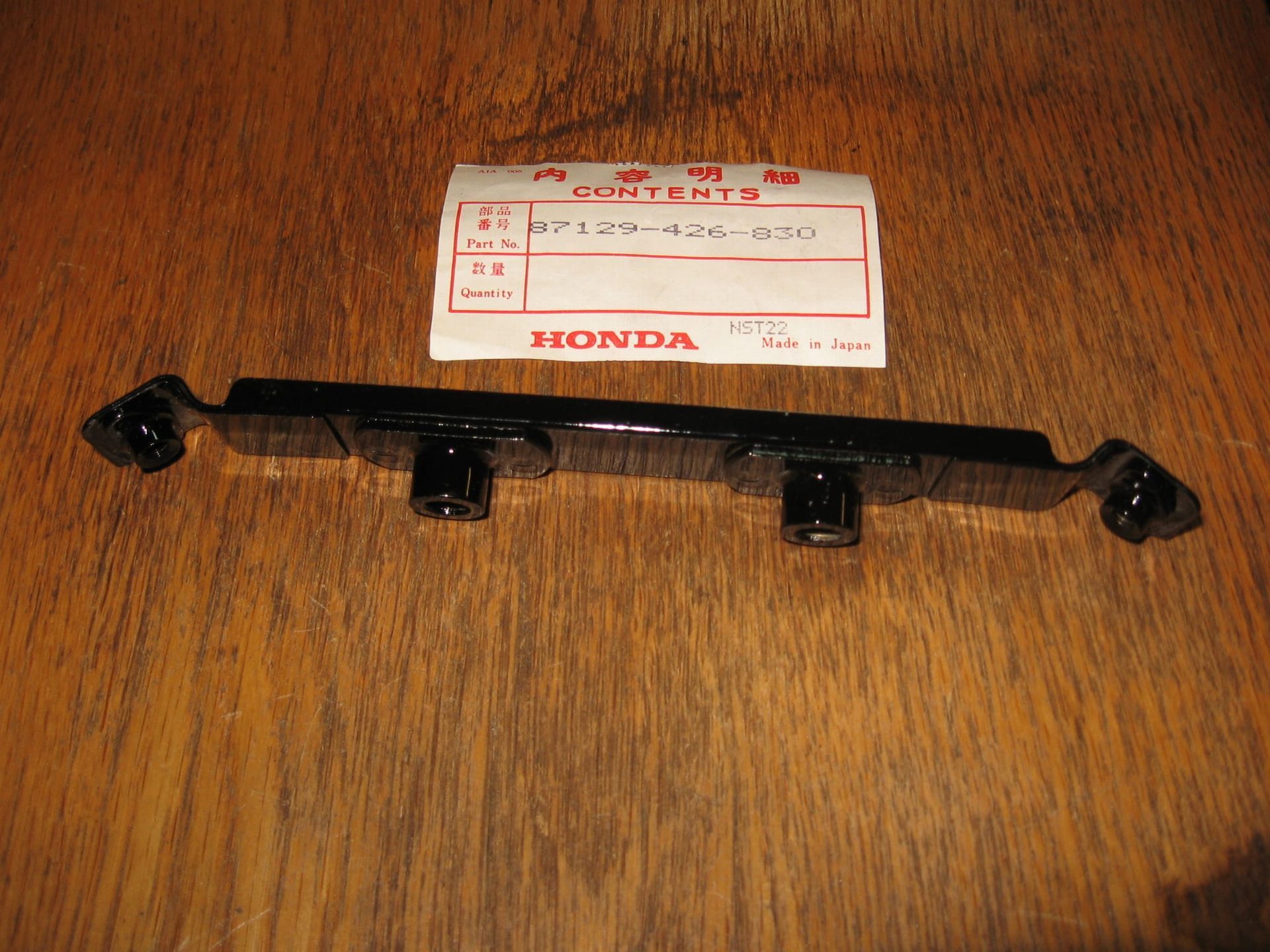 houder embleem cb650		oem		87129-426-830