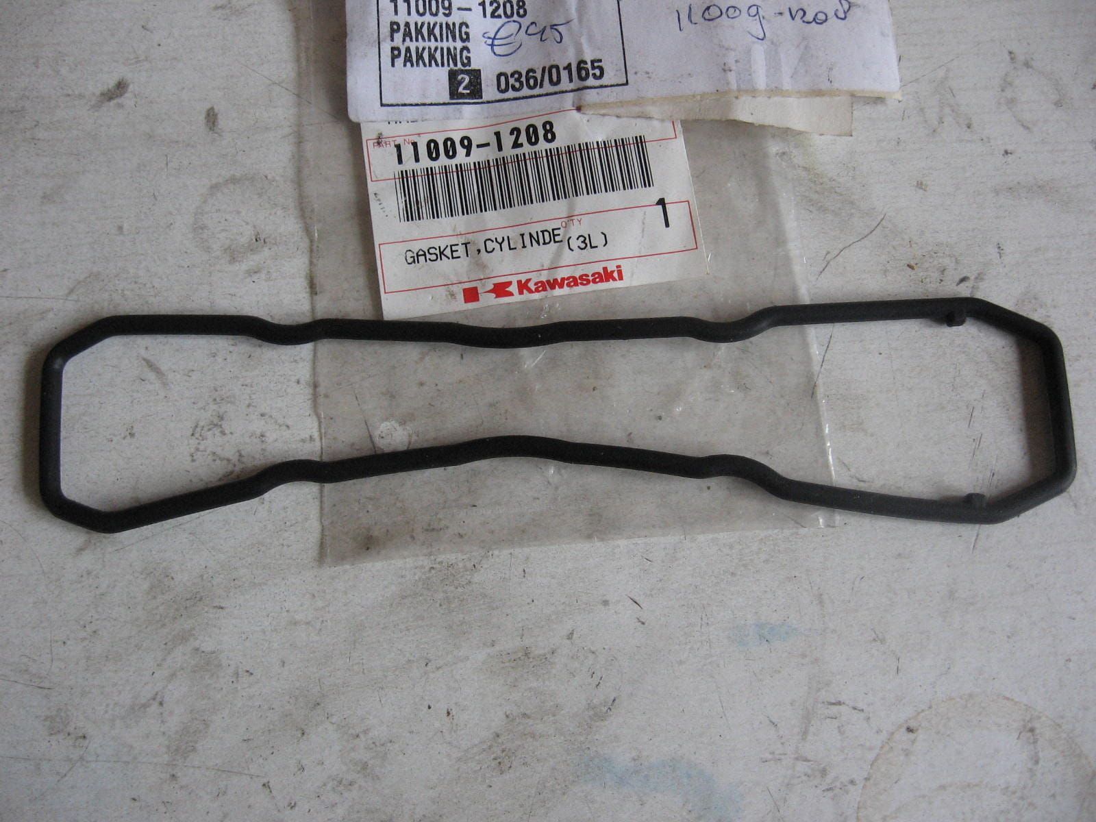 pakking  nokkenasketting kanaal – Gpz1100 kz1000		oem		11009-1208