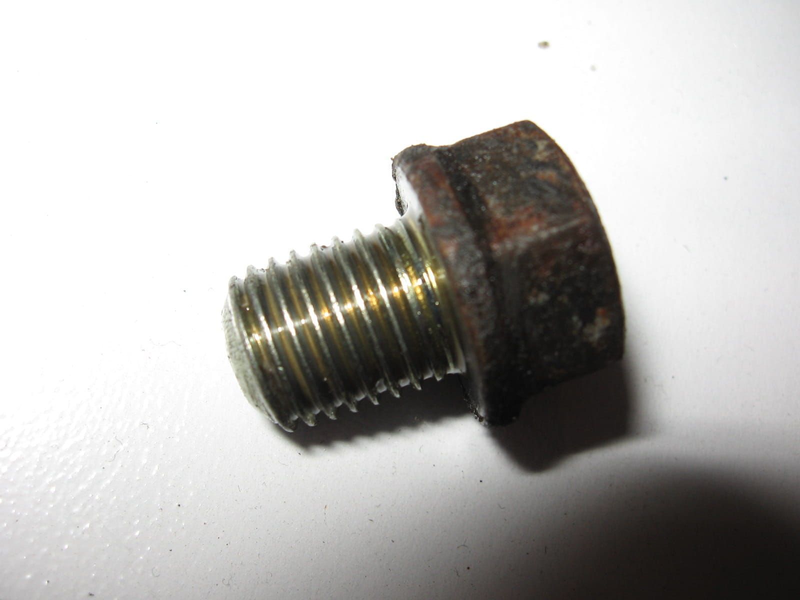olieaftapplug M12x15 sleutel 17 Vtr250 1989 92800-12000