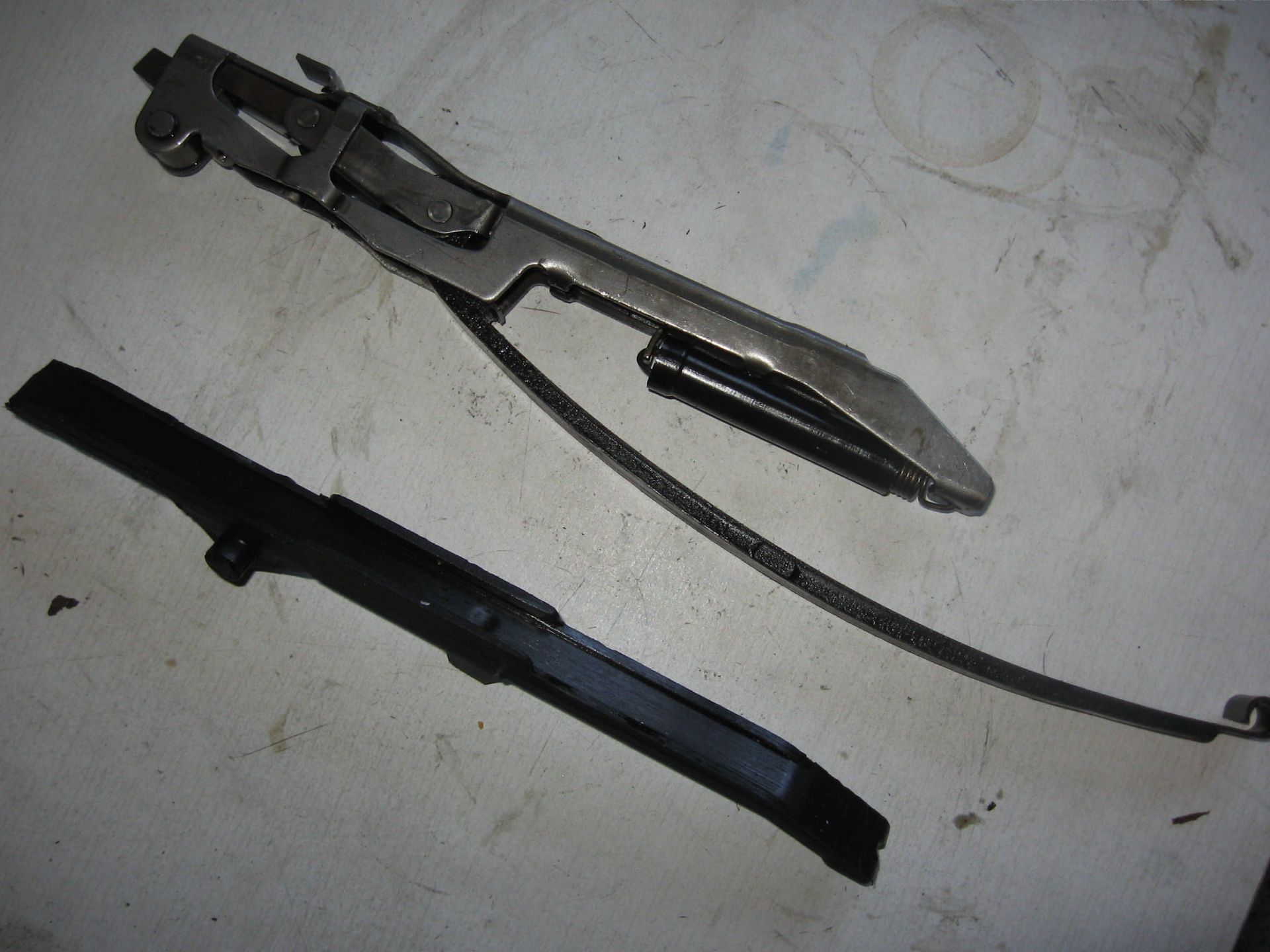 nokkenaskettingspanner en geleider	Cmx450c 1986-87  	14620-ml4-610 + 14510-mm2-670