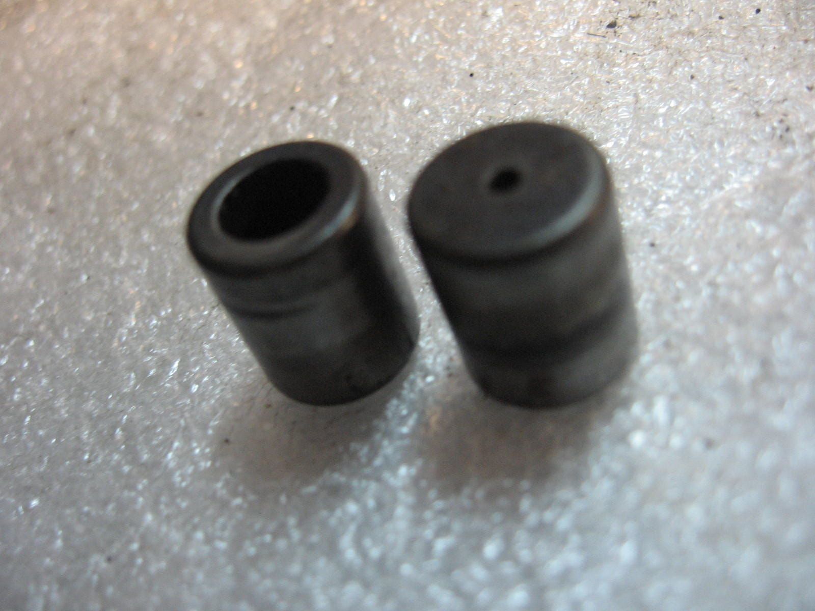 2x Dowelpin , pasbus  10x12		92042-031