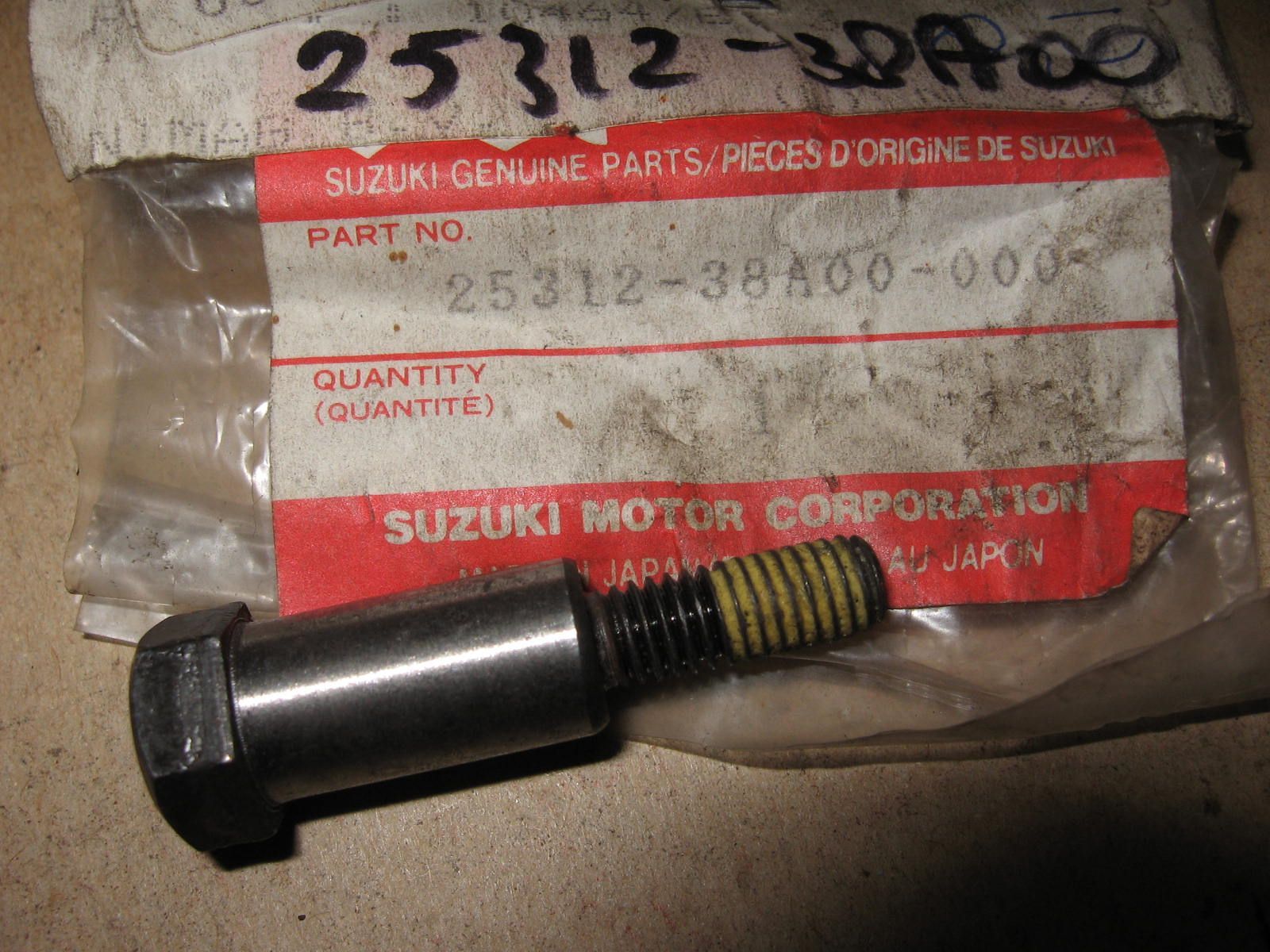 scharnierbout hevel	gsx1100	oem		57431-05A00	57431-26d00 ,