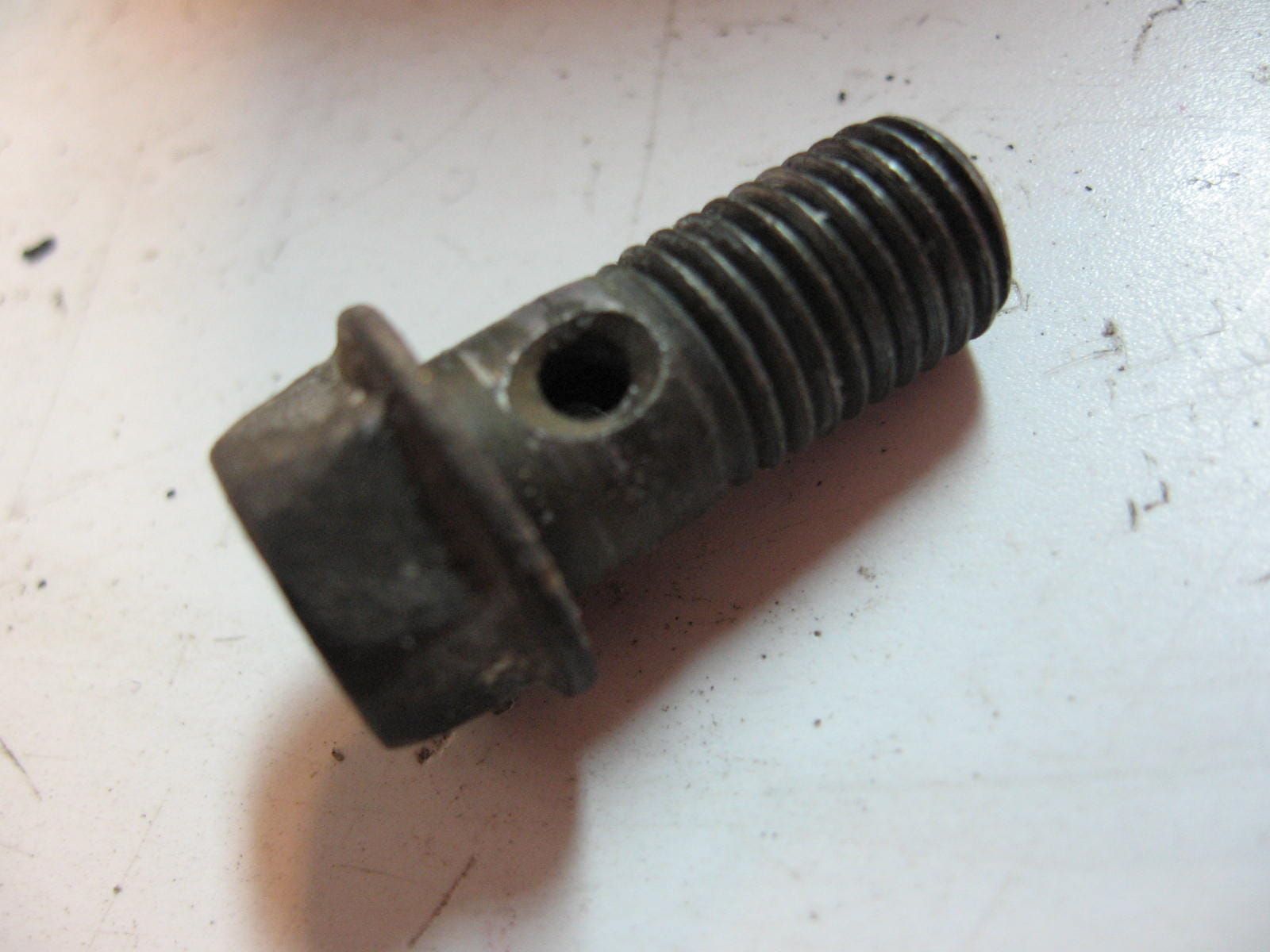 banjobout M10x1,25 koppelingscilinder	GL1500 1988-2000	90145-ms9-612
