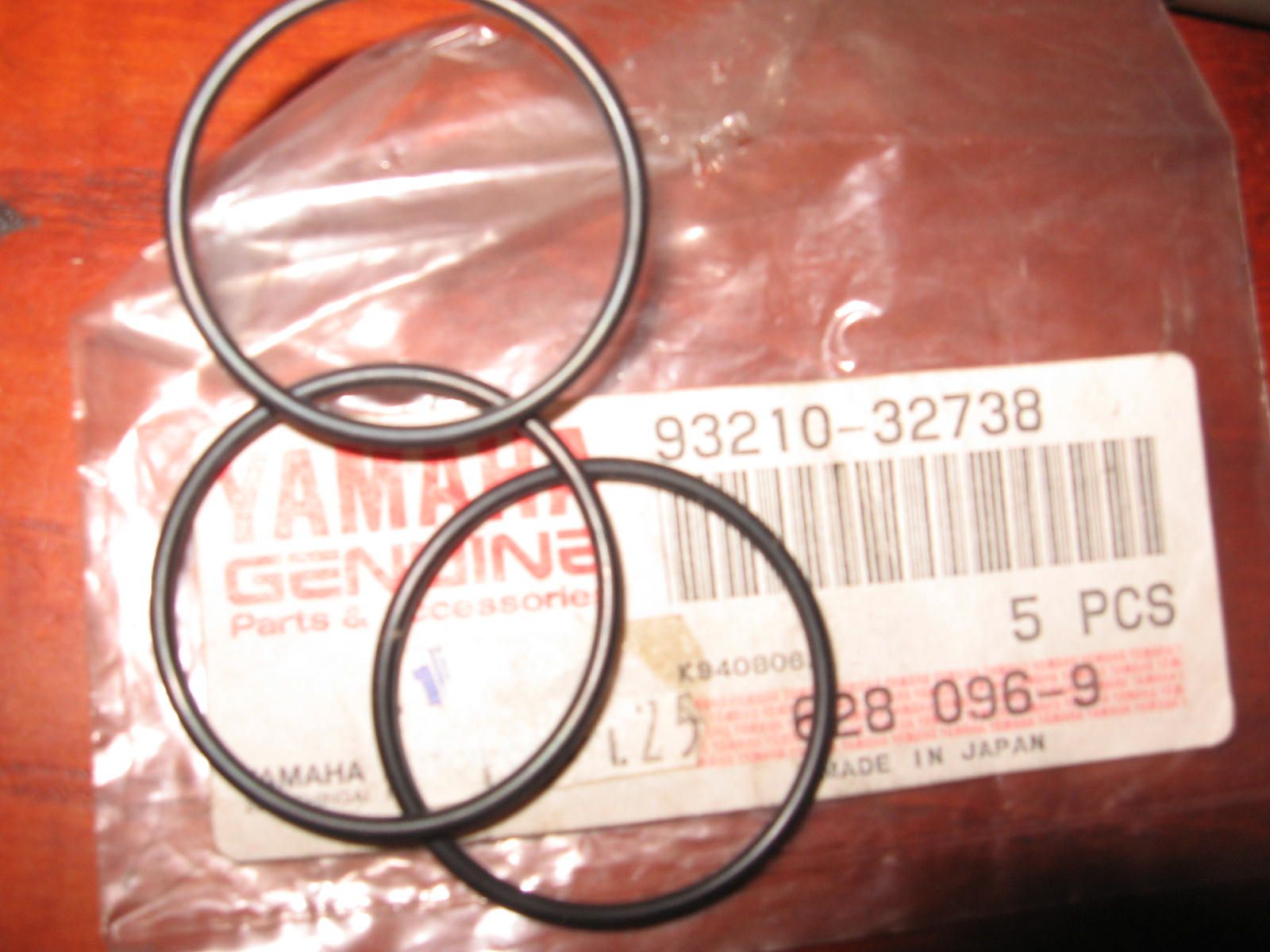 3x O-ring   		oem	93210-32738