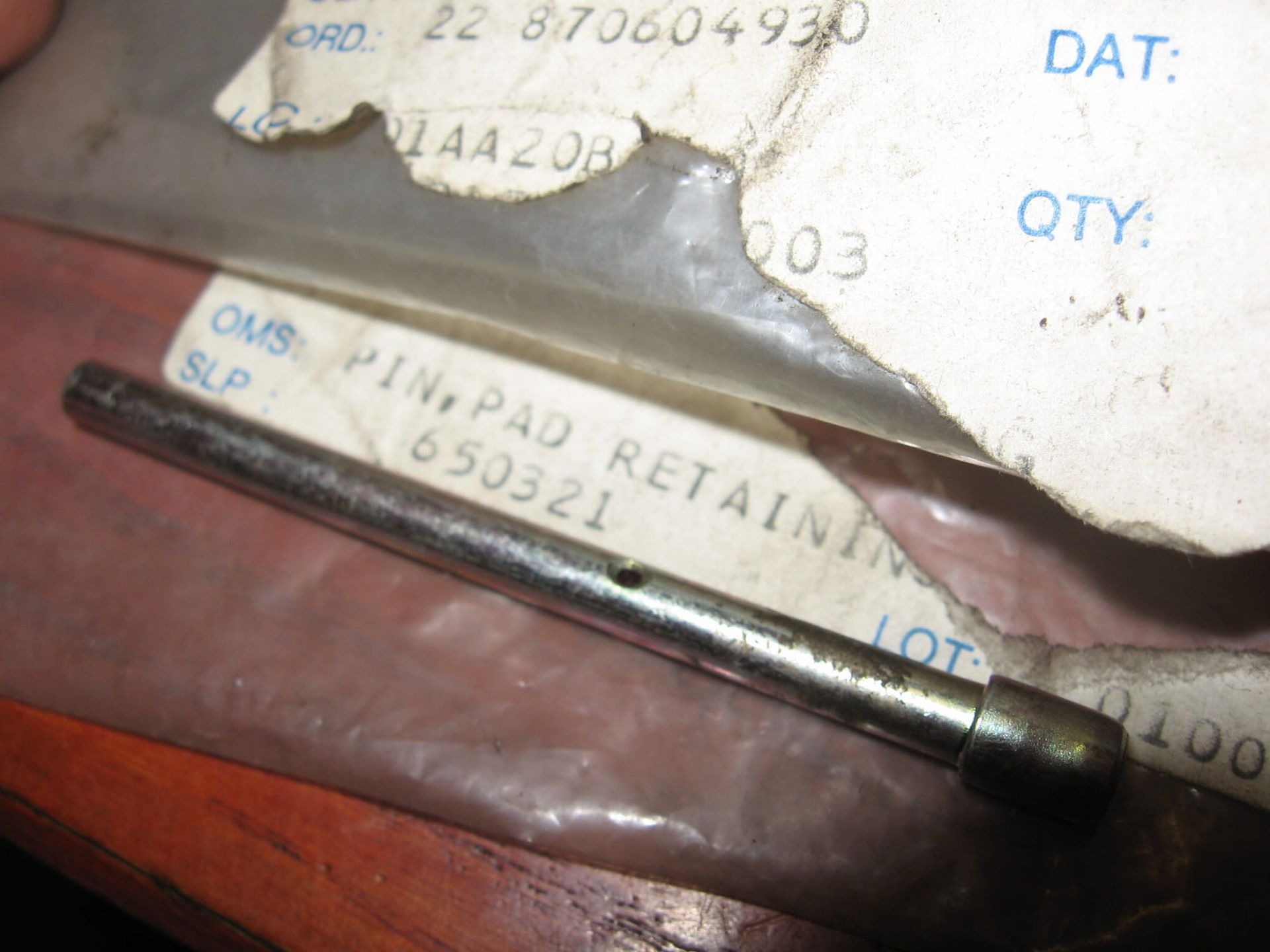 pen bevestiging remblokken , cb250 cm400 		oem		45215-413-003