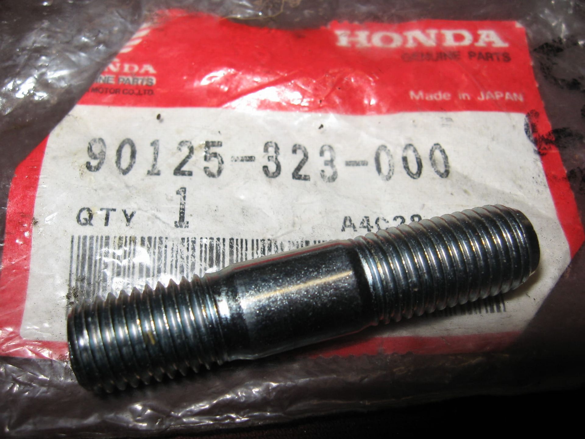draadeind m10		oem		90125-323-000 , bevestiging achtertandwiel cb500k