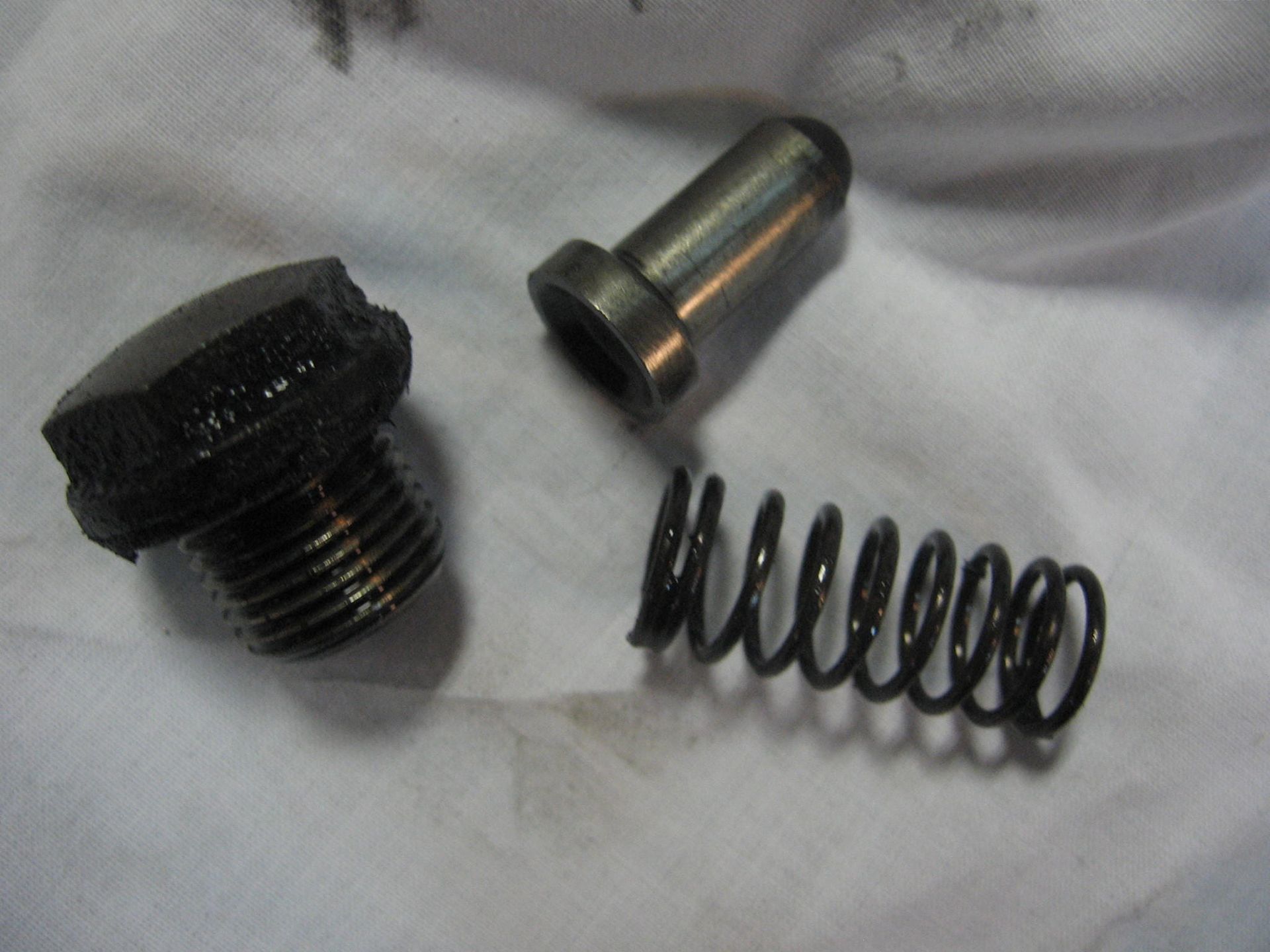 stopper schakelklok  met veertje en plug onderkant blok // gn250		25351-30010 + 09440-11026 + 09247-14026