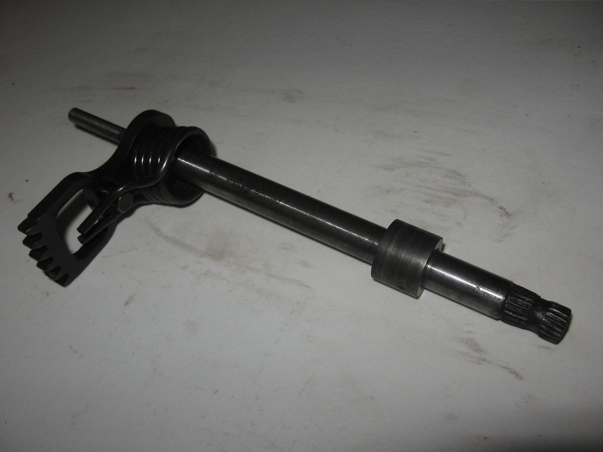 Schakelarm // gn250 gz250 sp250 25510-38200 + 09444-26004 k218 vertanding bevestiging pook minder goed