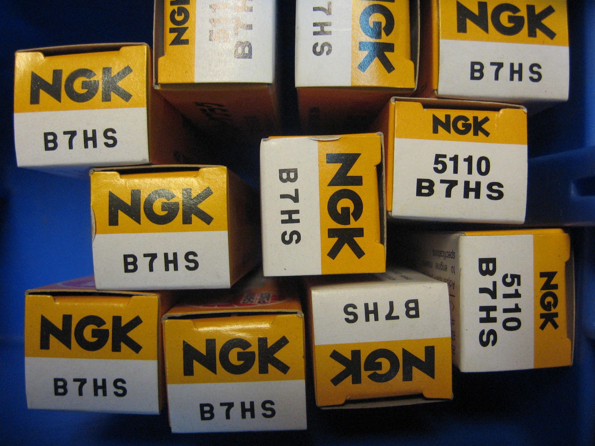 4 stuks B7HS	bougie NGK  (1) (2)