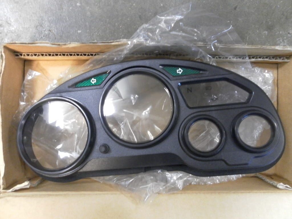Voorkant tellerset 	gsx600f gsx750f	oem	34150-08F50