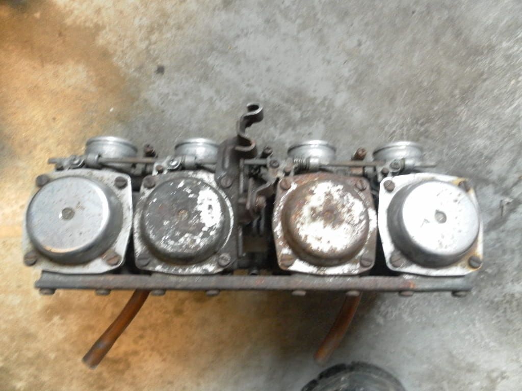 carburateur cbx550F keihin	 