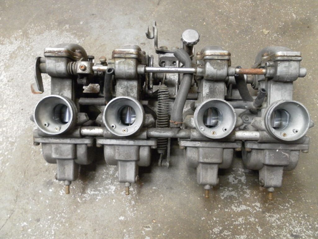 carburateurs z550ltd	precies bouwjaar en land onbekend	