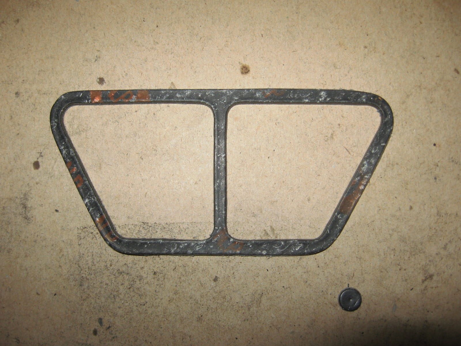 kz1100 a1-2 , b1-2 , gp, d1 , pakking  readvalve 				11060-1066