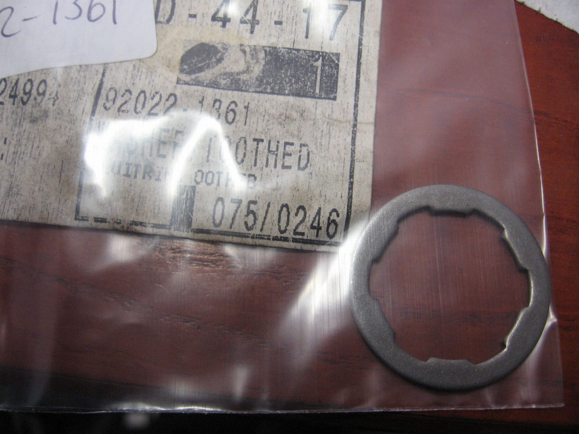 washer toothed 		oem	92022-1361